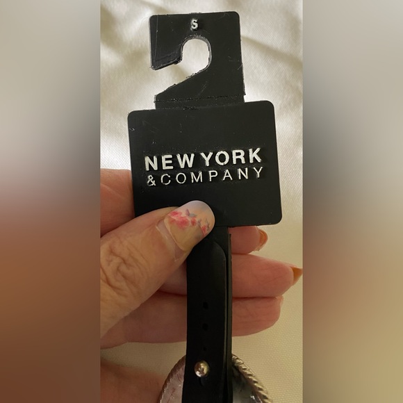 NWT New York & Company Rhinestone Encrusted Buckle Black Leather Belt Size S - Picture 5 of 7